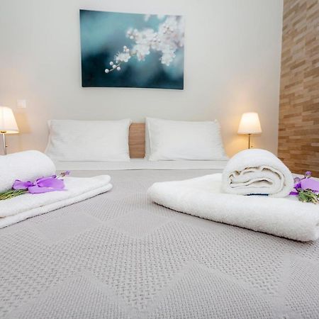 Sofia'S Apart 4U Glifada Dış mekan fotoğraf