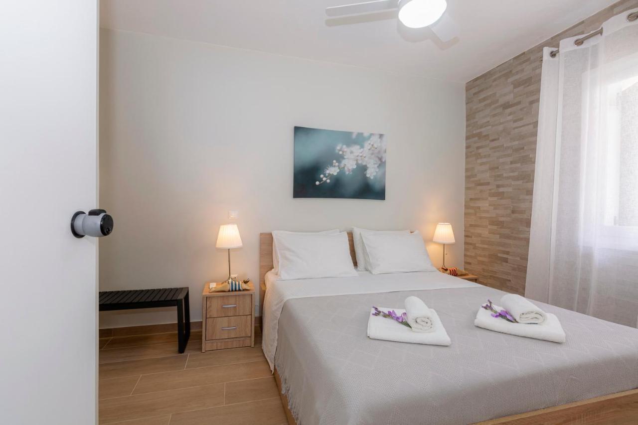 Sofia'S Apart 4U Glifada Dış mekan fotoğraf