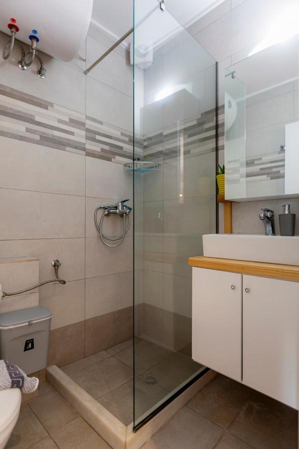 Sofia'S Apart 4U Glifada Dış mekan fotoğraf