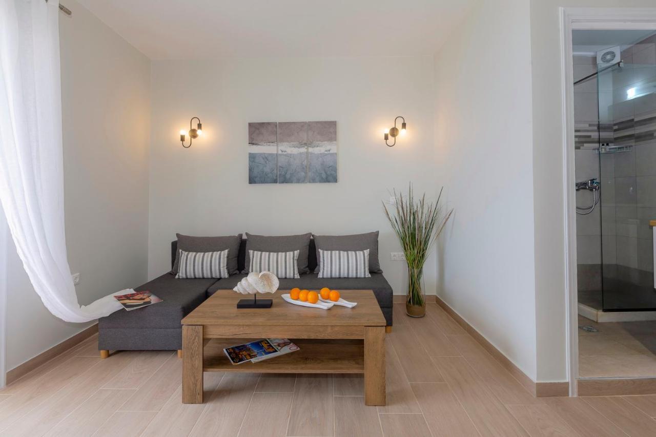 Sofia'S Apart 4U Glifada Dış mekan fotoğraf